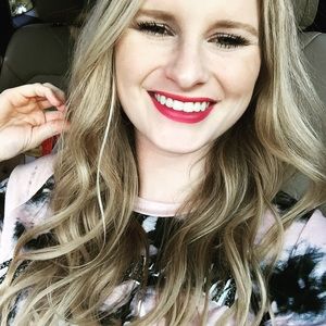 Meet your Posher, Chelsey